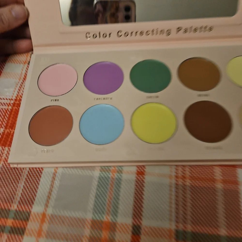 FOR YOU Color Correcting Palette
